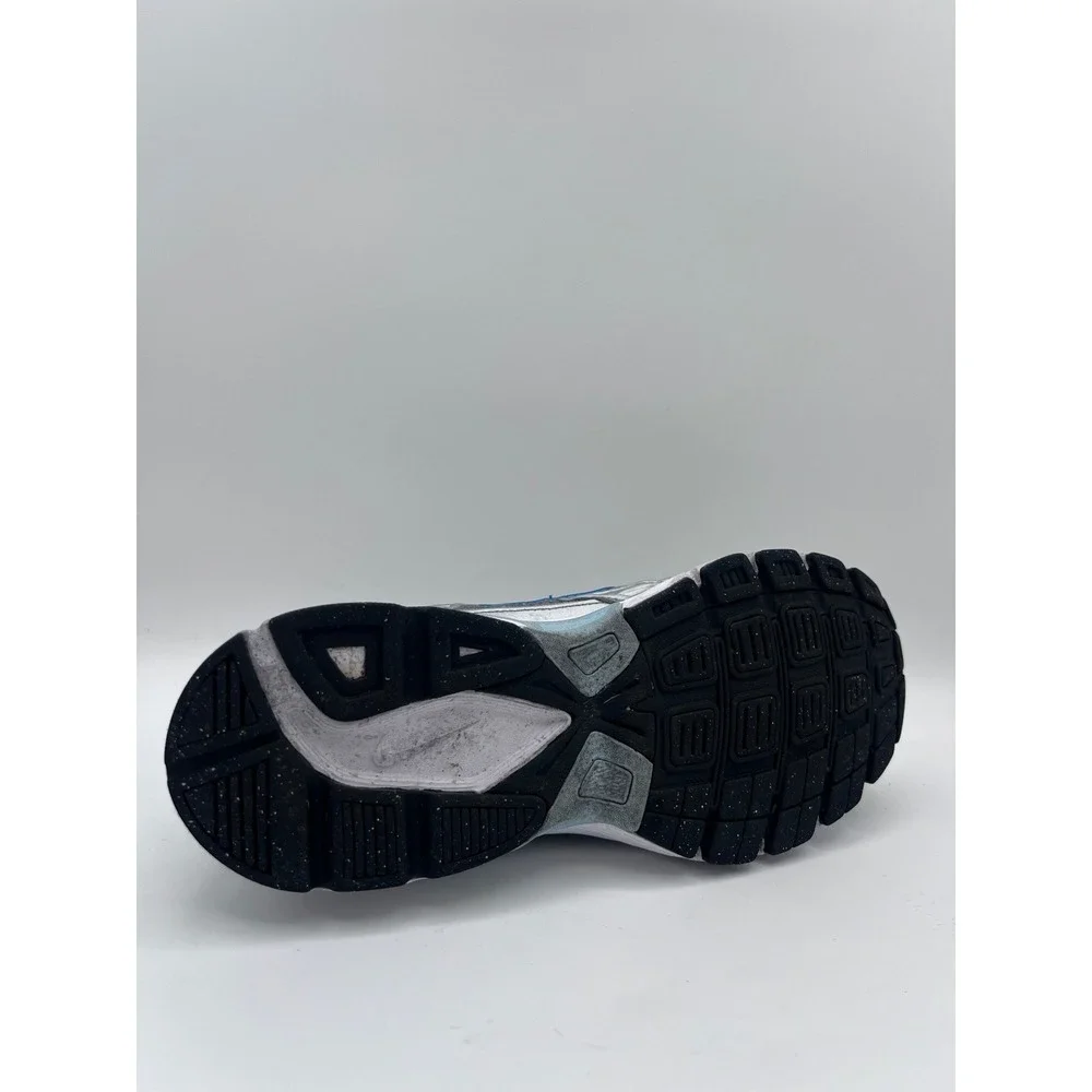 Nike initiator running